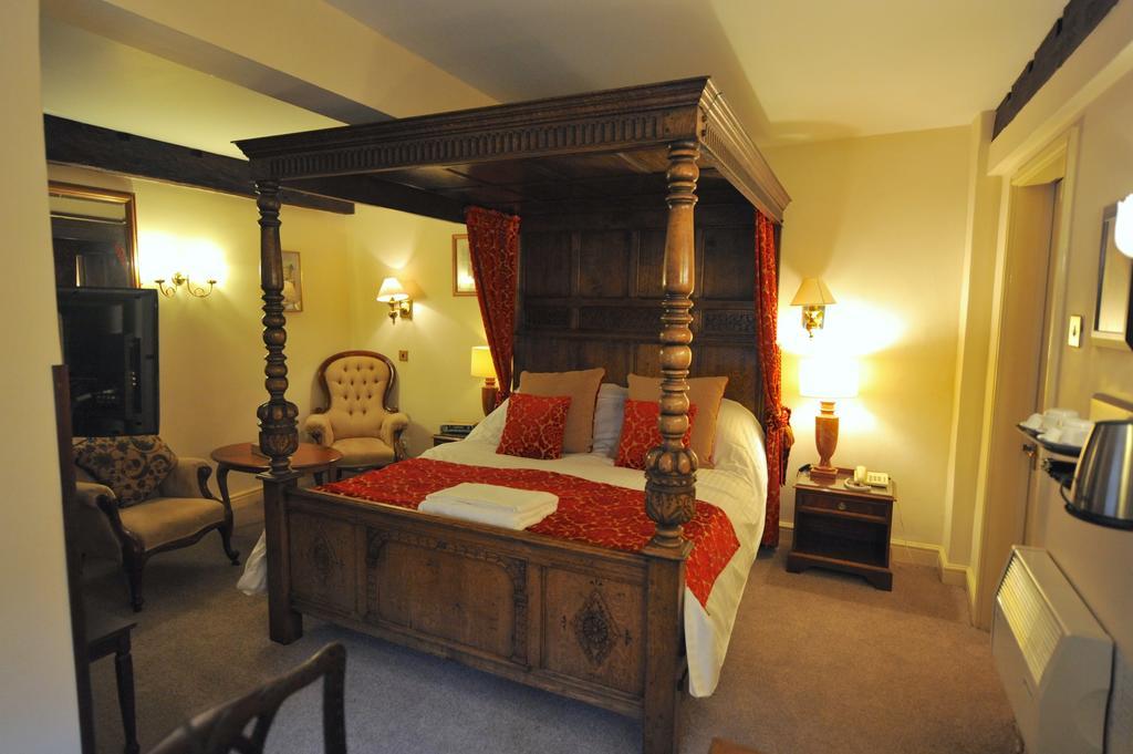 The Greyhound Coaching Inn Lutterworth Room photo